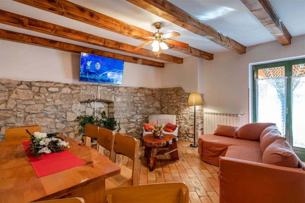 House in Žminj with Private Pool and Valley View