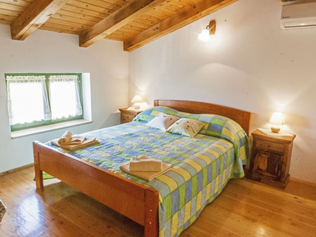 House in Žminj with Private Pool and Valley View