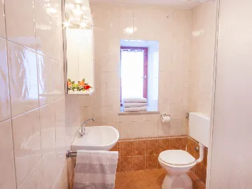 2-Bedroom Apartment in Marčana for up to 6