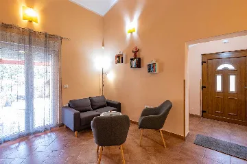 House with Pool and Sea View in Krnica