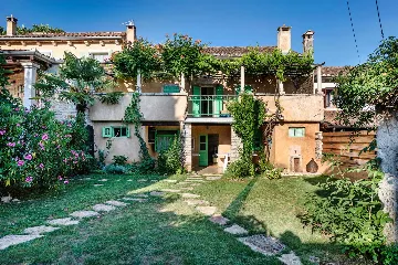 7-Bedroom Villa in Žminj with Private Pool