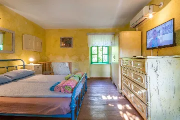 7-Bedroom Villa in Žminj with Private Pool