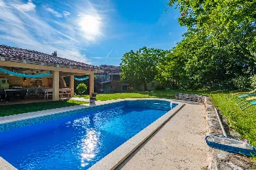 7-Bedroom Villa in Žminj with Private Pool