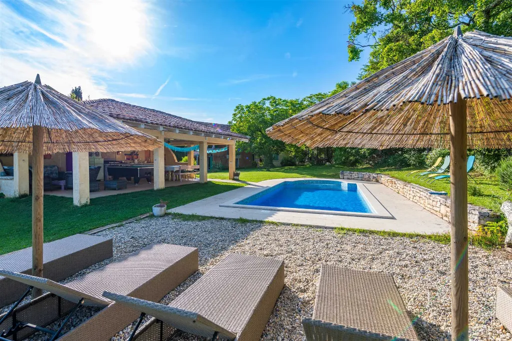 7-Bedroom Villa in Žminj with Private Pool