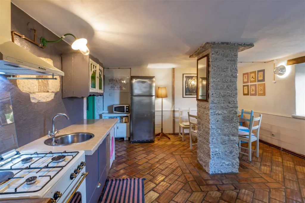 7-Bedroom Villa in Žminj with Private Pool
