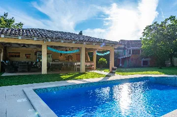 7-Bedroom Villa in Žminj with Private Pool