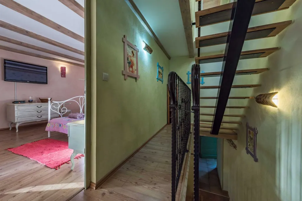 7-Bedroom Villa in Žminj with Private Pool