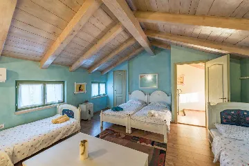 7-Bedroom Villa in Žminj with Private Pool