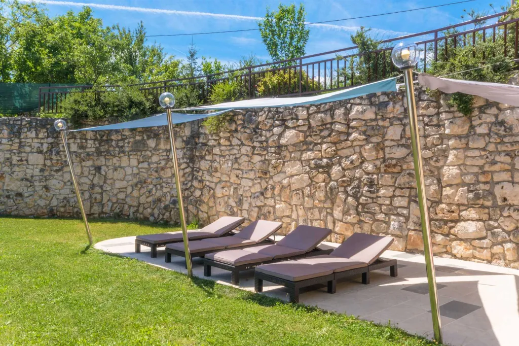 Apartment in Nedescina for Up to 4 Guests