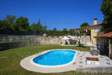 Apartment in Nedescina for Up to 4 Guests