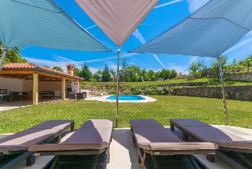 Apartment in Nedescina for Up to 4 Guests