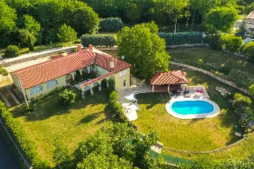 Apartment in Nedescina for Up to 4 Guests