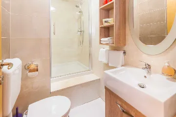 Rasa House with Heated Private Pool for 8 Guests