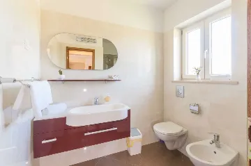 Rasa House with Heated Private Pool for 8 Guests