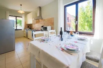 House in Pula for Up to 12 Guests