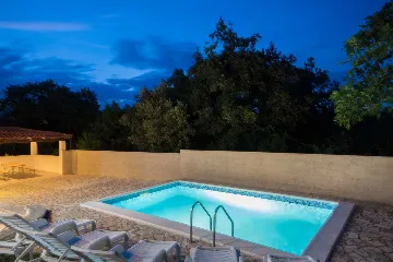 House in Pula for Up to 12 Guests