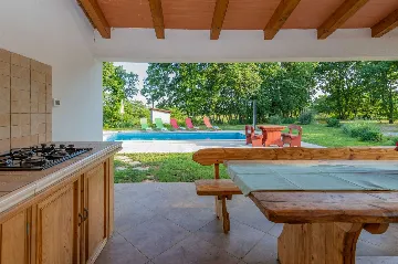 3-Bedroom House in Marcana, 6 km to the Sea