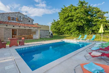 3-Bedroom House in Marcana, 6 km to the Sea