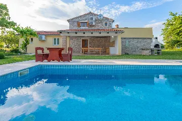 3-Bedroom House in Marcana, 6 km to the Sea