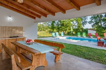 3-Bedroom House in Marcana, 6 km to the Sea