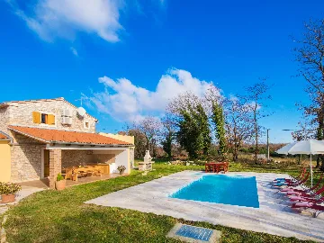 3-Bedroom House in Marcana, 6 km to the Sea