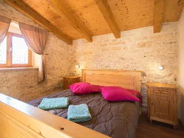 3-Bedroom House in Marcana, 6 km to the Sea