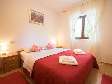 5-Bedroom House in Žminj for 10 Guests