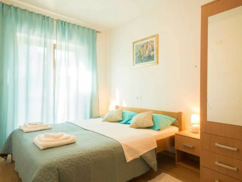 5-Bedroom House in Žminj for 10 Guests