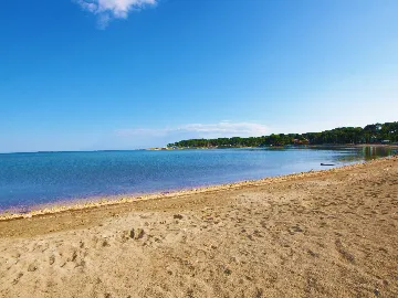 5-Bedroom House in Žminj for 10 Guests