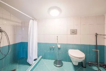 5-Bedroom House in Žminj for 10 Guests