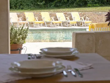 Pazin 9-Bedroom Private House for Large Groups