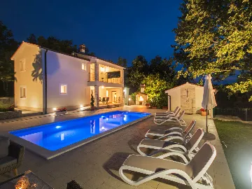 3-Bedroom Villa in Krsan for Up to 6 Guests