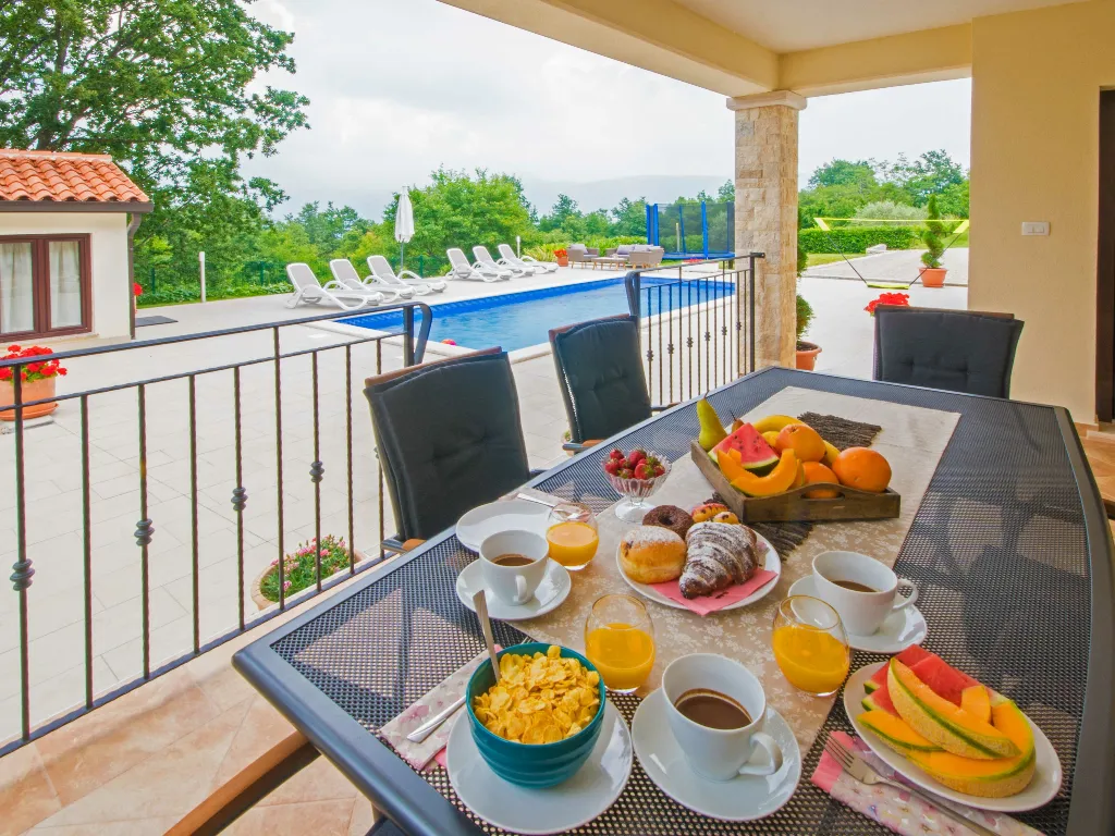 3-Bedroom Villa in Krsan for Up to 6 Guests