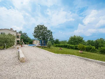 3-Bedroom Villa in Krsan for Up to 6 Guests