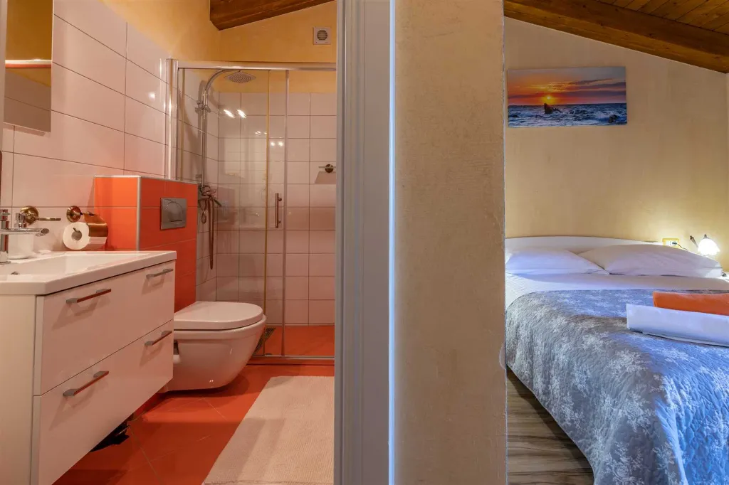 5-Bedroom House in Žminj for Up to 12 Guests
