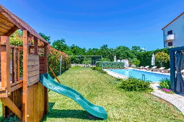 Poreč House with Private Pool for Up to 15
