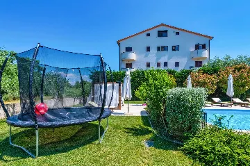 Poreč House with Private Pool for Up to 15