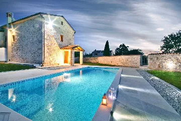 Baderna House for Up to 5 Guests with Private Pool