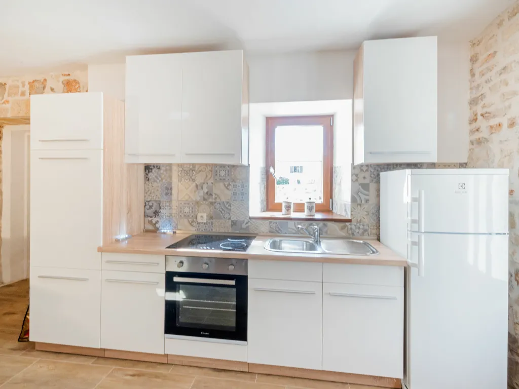 Baderna House for Up to 5 Guests with Private Pool
