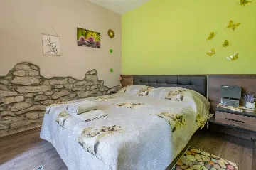 2-Bedroom House with Private Pool in Kršan