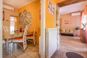 2-Bedroom House with Private Pool in Kršan