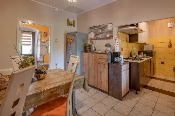 2-Bedroom House with Private Pool in Kršan