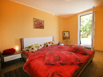 2-Bedroom House with Private Pool in Kršan