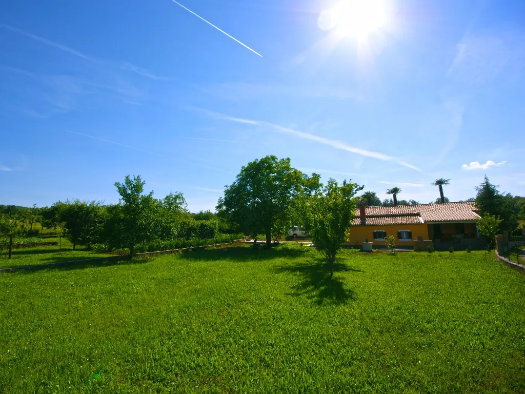2-Bedroom House with Private Pool in Kršan