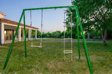 Raša 3-Bedroom Villa with Private Pool