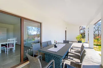 Raša 3-Bedroom Villa with Private Pool