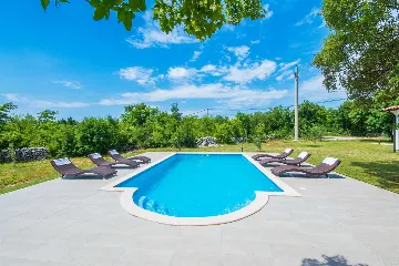 Raša 3-Bedroom Villa with Private Pool