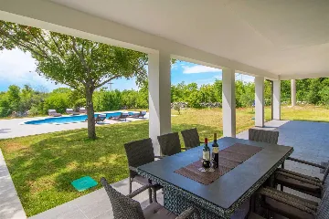 Raša 3-Bedroom Villa with Private Pool
