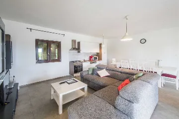 Raša 3-Bedroom Villa with Private Pool