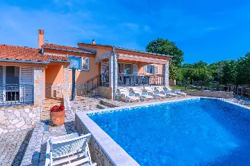 House in Marcana with Private Pool for 10 Guests